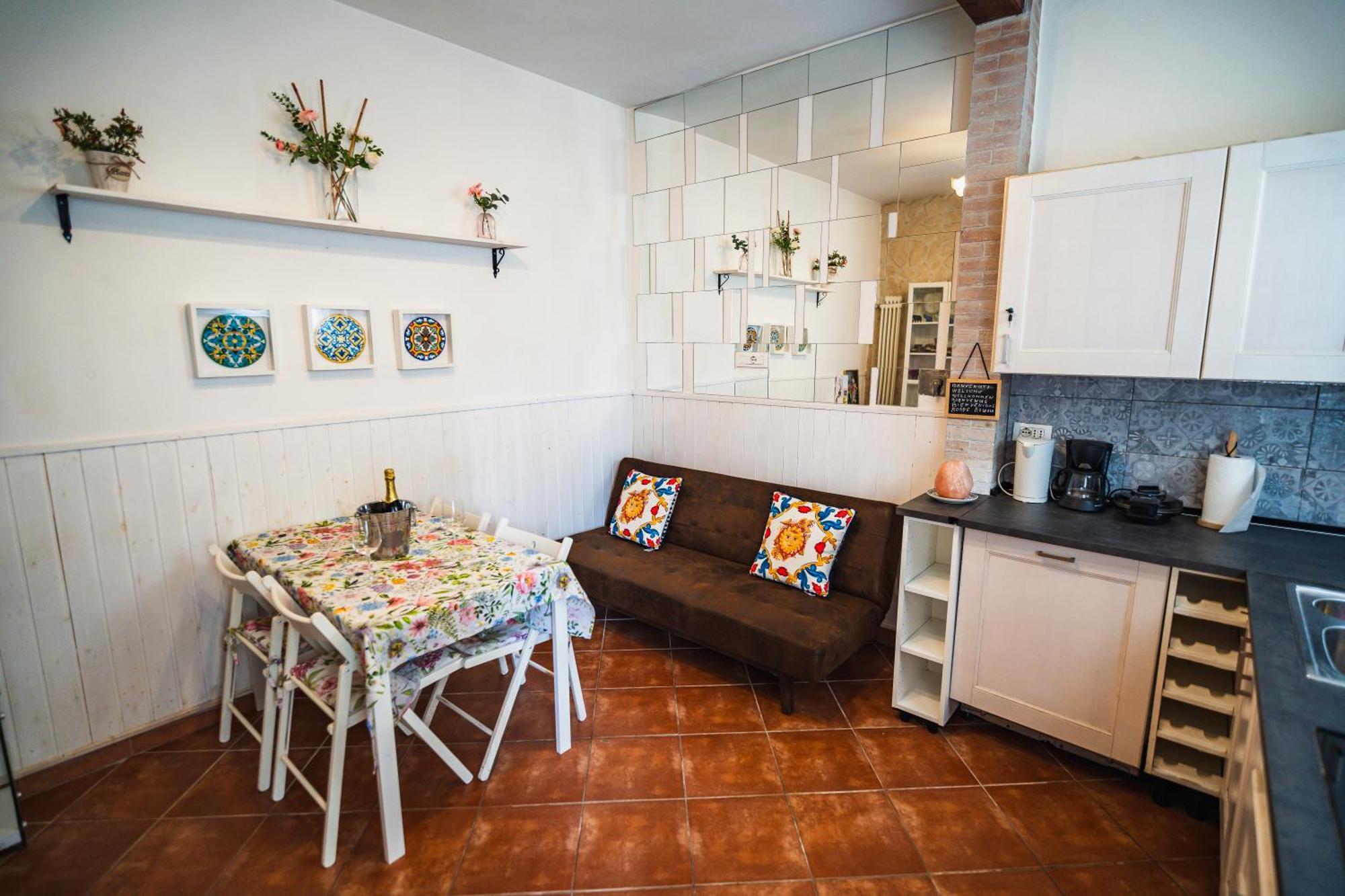 & 5 Terre Cozy Flat * Ameglia