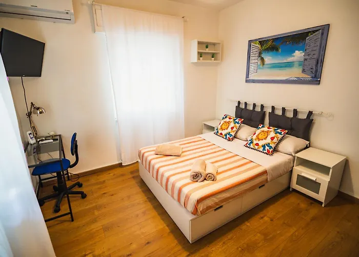Ameglia & 5 Terre Cozy Flat