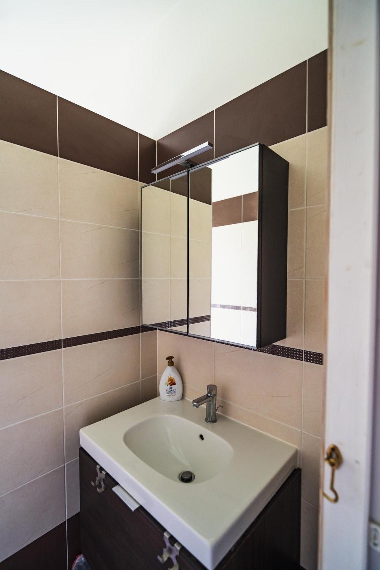 & 5 Terre Cozy Flat